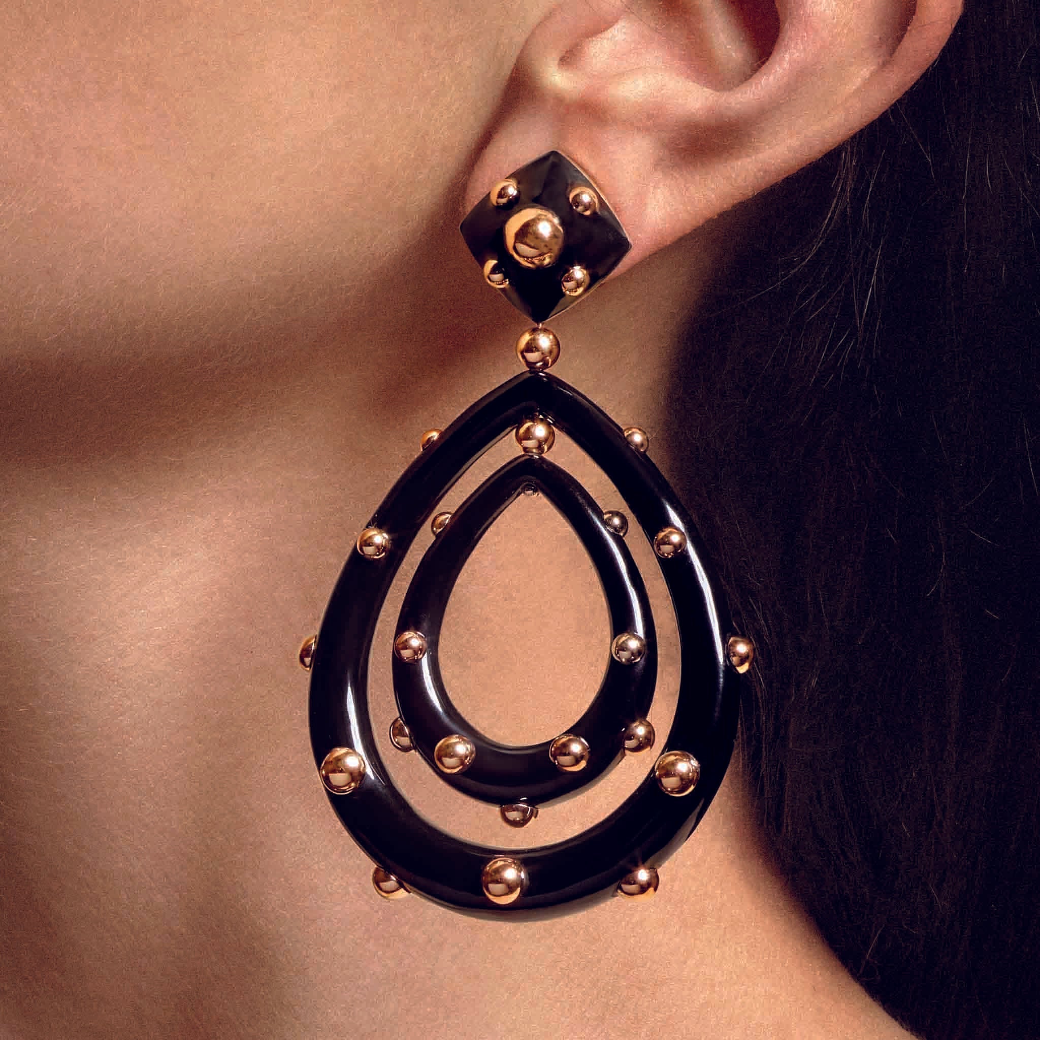 Medium Goccia Earrings Black
