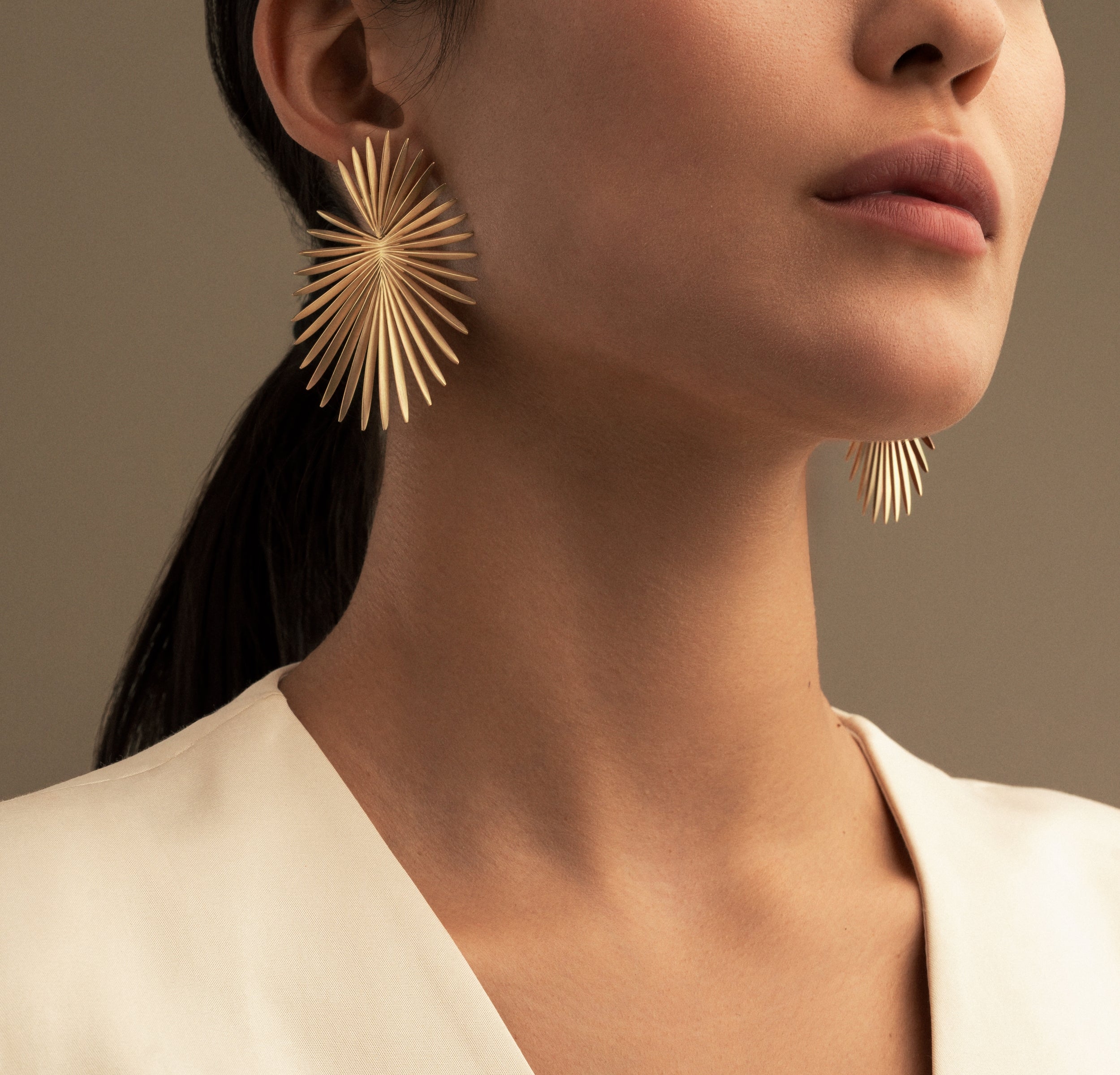 Medium Palma Earrings