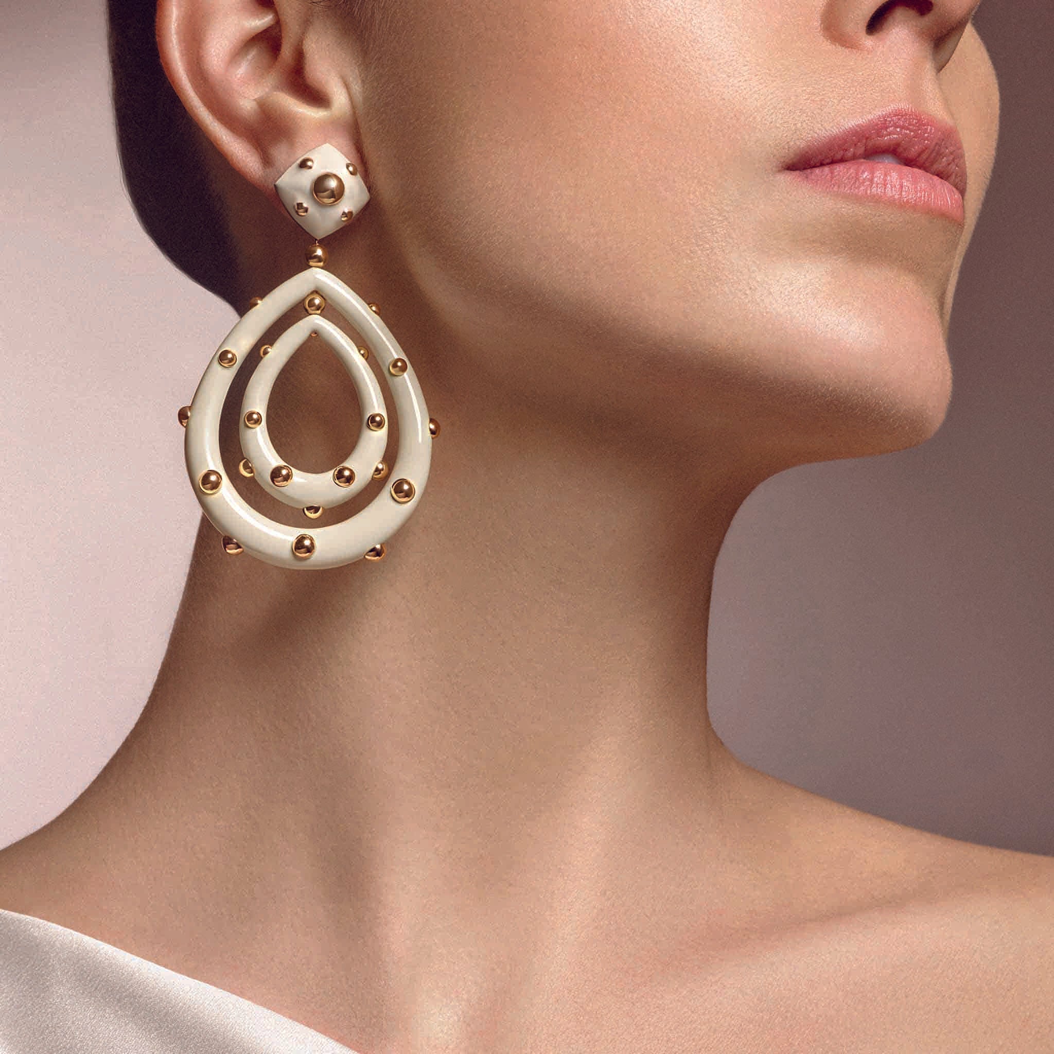 Medium Goccia Earrings Ivory